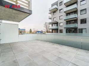 Prodej bytu 2+kk, Praha - Prosek, Čakovická, 43 m2