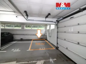 Prodej garážového stání, Praha, U Hostavického potoka, 10 m2