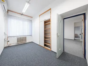 Pronájem kanceláře, Pardubice, Fáblovka, 216 m2