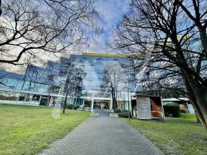 Pronájem kanceláře, Praha - Libeň, Českomoravská, 773 m2