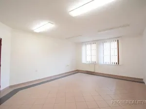 Pronájem kanceláře, Beroun, V Pražské bráně, 71 m2