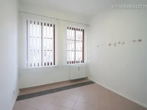 Pronájem kanceláře, Beroun, V Pražské bráně, 71 m2