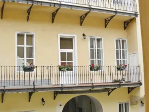 Pronájem kanceláře, Praha - Malá Strana, Karmelitská, 27 m2