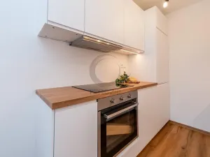 Prodej bytu 2+kk, Praha - Kobylisy, Čimická, 43 m2