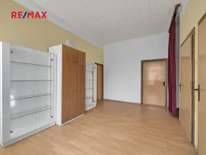 Prodej rodinného domu, Plaňany, Pražská, 152 m2