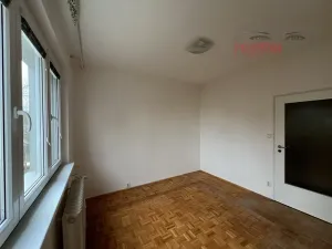 Prodej bytu 2+1, Otrokovice, Hlavní, 58 m2