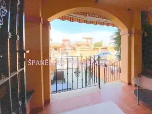 Prodej vícegeneračního domu, Torrevieja, Španělsko, 91 m2