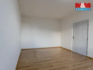 Prodej bytu 1+1, Klatovy - Klatovy III, Pod Hůrkou, 37 m2