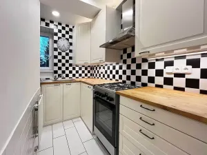 Pronájem bytu 3+1, Praha - Ruzyně, Stochovská, 58 m2