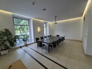 Pronájem kanceláře, Praha - Žižkov, Žerotínova, 220 m2