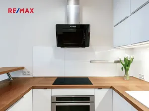 Pronájem bytu 2+kk, Praha - Libeň, Vojenova, 62 m2