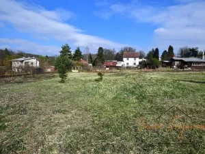 Prodej komerční nemovitosti, Lštění, Míru, 1933 m2