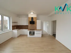 Pronájem bytu 3+kk, Karlovy Vary, Šumavská, 78 m2