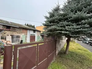 Prodej bytu 2+1, Karlovy Vary, Závodní, 39 m2