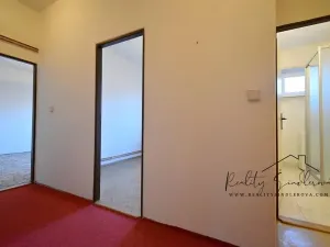 Prodej bytu 3+1, Chropyně, Hrad, 89 m2