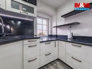 Prodej rodinného domu, Okounov, 197 m2