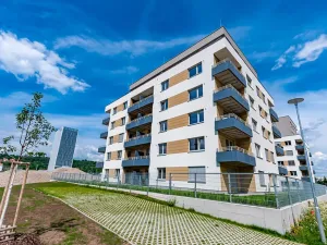 Pronájem bytu 1+kk, Praha - Vysočany, Svatošových, 32 m2