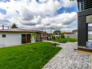 Prodej rodinného domu, Babice, Starobabická, 200 m2