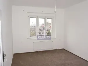 Pronájem bytu 3+1, Praha - Michle, Popovická, 61 m2