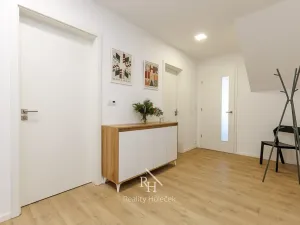 Prodej bytu 5+kk, Unhošť, Buková, 115 m2