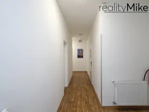 Prodej ubytování, Dobrovice, 500 m2