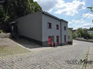 Pronájem obchodního prostoru, Liberec, Na Žižkově, 351 m2