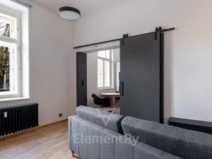 Pronájem bytu 1+1, Hradec Králové, Hradební, 40 m2