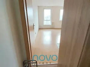 Pronájem bytu 2+kk, Praha - Letňany, Místecká, 45 m2