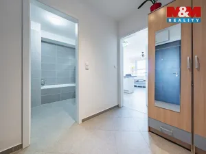 Prodej bytu 2+kk, Praha - Hlubočepy, Ondrákové, 45 m2