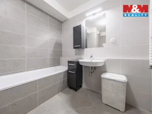 Prodej bytu 2+kk, Praha - Hlubočepy, Ondrákové, 45 m2