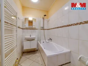 Prodej bytu 3+1, Aš, Kamenná, 61 m2