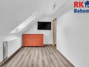 Prodej rodinného domu, Dobrovice, Československé armády, 210 m2