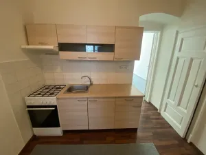 Pronájem bytu 2+1, Brno, Ptašínského, 78 m2