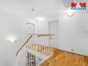 Prodej rodinného domu, Přerov nad Labem, 248 m2