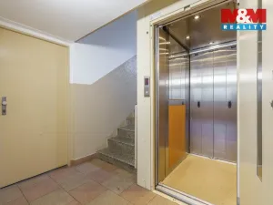 Prodej bytu 3+1, Chomutov, Pod Břízami, 61 m2