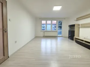 Pronájem bytu 3+1, Písek, Budovatelská, 88 m2