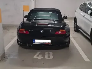 Prodej garážového stání, Praha, 12 m2