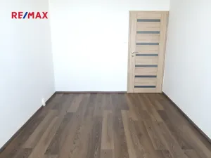 Pronájem bytu 2+kk, Praha - Řepy, Makovského, 40 m2