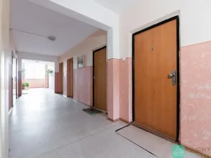 Prodej bytu 2+1, Osek, Hrdlovská, 53 m2