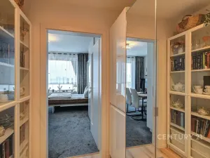 Prodej bytu 1+kk, Praha - Hloubětín, Laponská, 30 m2