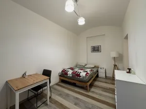 Pronájem bytu 1+kk, Praha - Vršovice, Sevastopolská, 29 m2