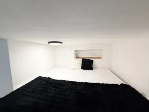 Pronájem bytu 1+kk, Praha, 17 m2