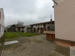 Prodej vícegeneračního domu, Lahošť, Švermova, 250 m2