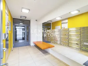 Pronájem bytu 1+kk, Praha - Stodůlky, Svitákova, 34 m2