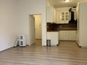 Prodej bytu 2+kk, Mariánské Lázně, Chebská, 57 m2