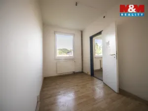 Prodej bytu 2+1, Děčín - Děčín V-Rozbělesy, Závodní, 43 m2