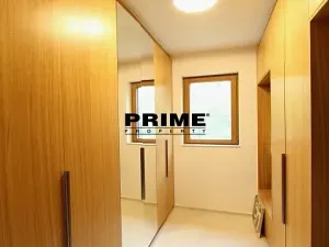 Pronájem rodinného domu, Praha - Řepy, U Lesoparku, 408 m2