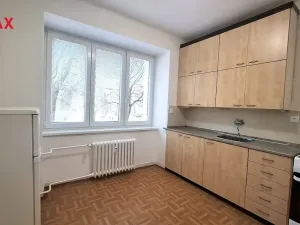 Pronájem bytu 2+1, Ostrava - Poruba, Nálepkovo náměstí, 55 m2