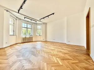 Pronájem atypického bytu, Teplice, J. V. Sládka, 134 m2