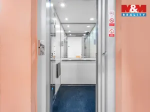 Pronájem komerční nemovitosti, Ústí nad Labem - Severní Terasa, Šrámkova, 33 m2